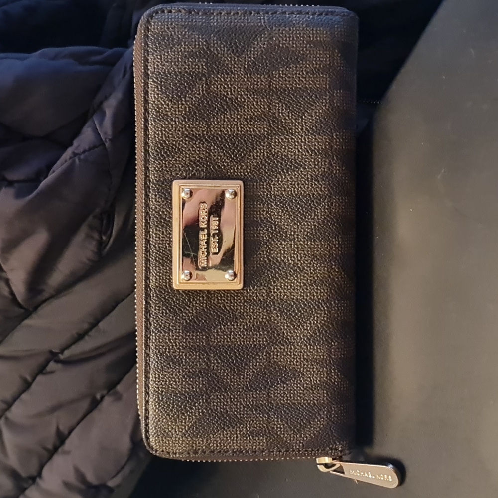 Michael Kors Brown Signature Leather Zip Wallet